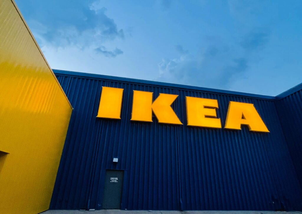 Image of an IKEA store to introduce its localization campaign